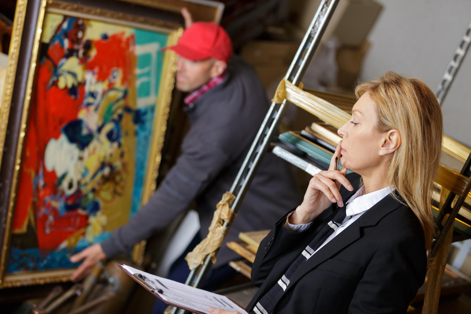 140 Fälle: Falsche Kunsthändlerin betrog serienweise Künstler