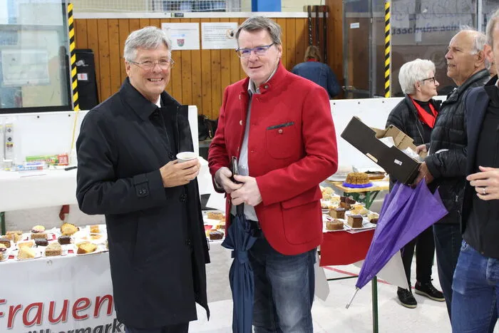 Auch Kärntens AMS-Landeschef Peter Wedenig (hier rechts mit Landeshauptmann Peter Kaiser) besuchte die Veranstaltung.