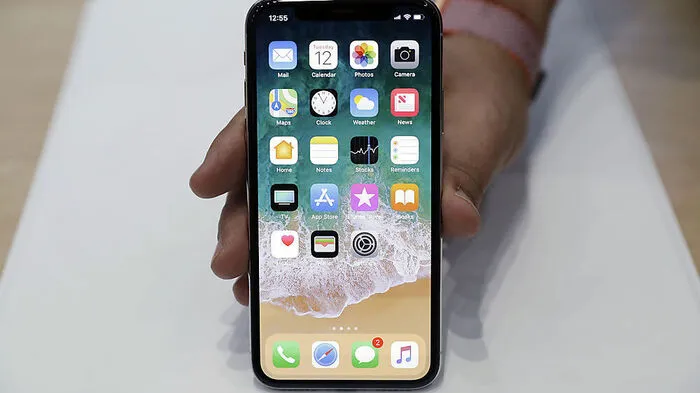 iPhone X