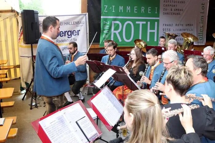 Mit einem Frühschoppen am Sonntagvormittag mit dem Musikverein Glantal/Liebenfels (Kapellmeister Benjamin Regenfelder) fand der Feuerwehr-Kirchtag einen optimalen Abschluss. 