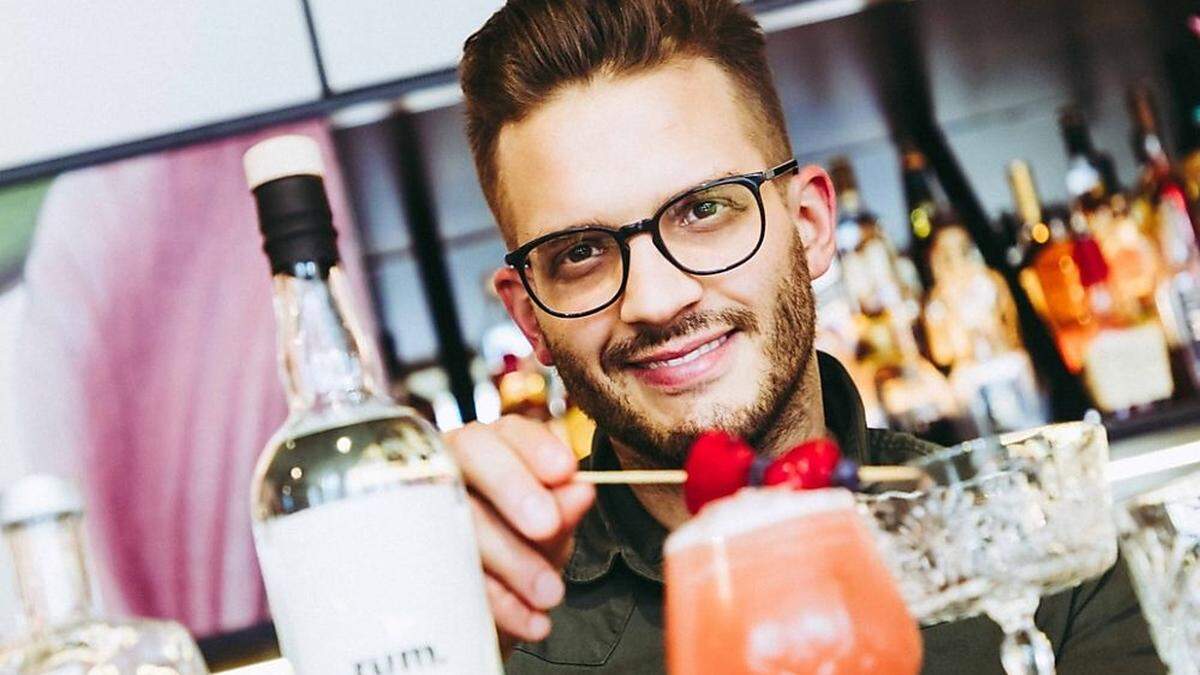 Simon Possegger ist Experte in Sachen Cocktails