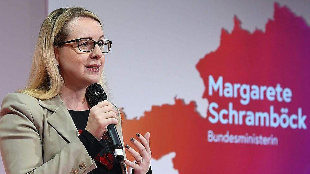 Wirtschaftsministerin Margarethe Schramböck