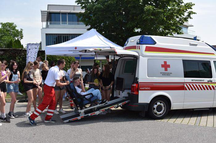 Die Arbeit des Roten Kreuzes stand ebenso im Mittelpunkt der Veranstaltung