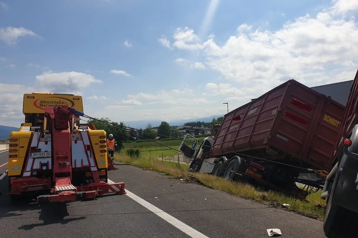 Bilder vom Unfallort.