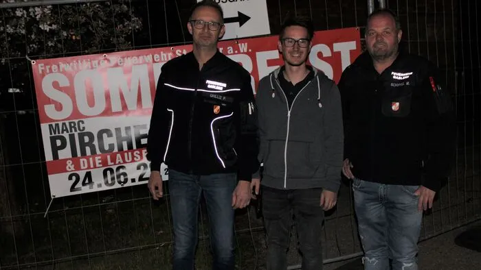Feuerwehr-Kommandant Michael Schippel, sein Stellvertreter Thomas Taupe und "Eberndorfs Moderatorenstimme" Peter Grilliz freuten sich über die zahlreichen Besucher.