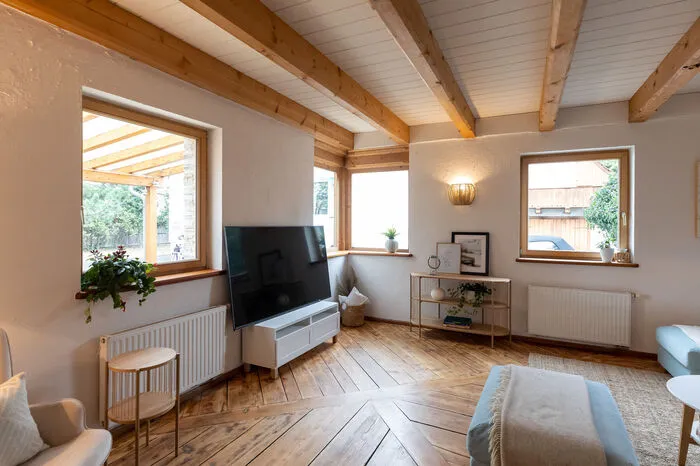 Schon zwölf Tage später erstrahlte das Wohnzimmer im neuen Look.