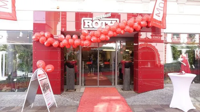 Vor 20 Jahren eröffnete das Modehaus Roth die Filiale in der Fußgängerzone Hartberg.