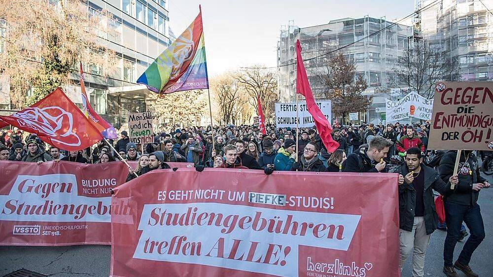 750 Studierende protestierten in Graz