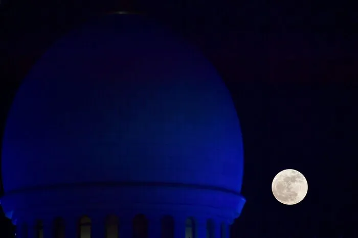 Man spricht von einem sogenannten Super-Vollmond.