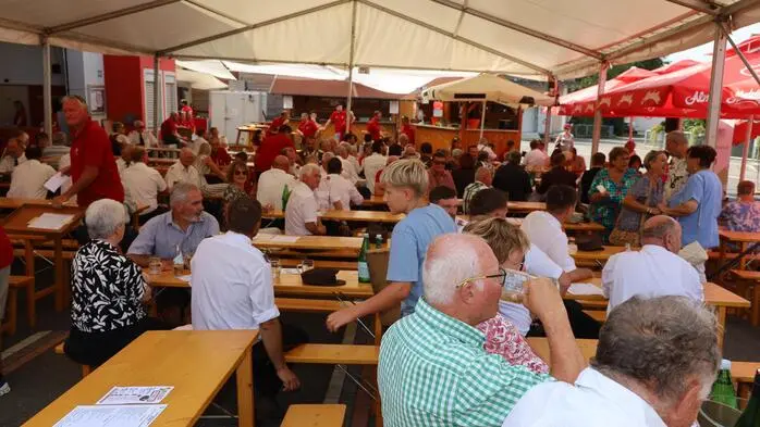 Mit einer festlichen Jubiläumsfeier wurde das 125-jährige Bestehen der Feuerwehr Klöch gebührend gefeiert.