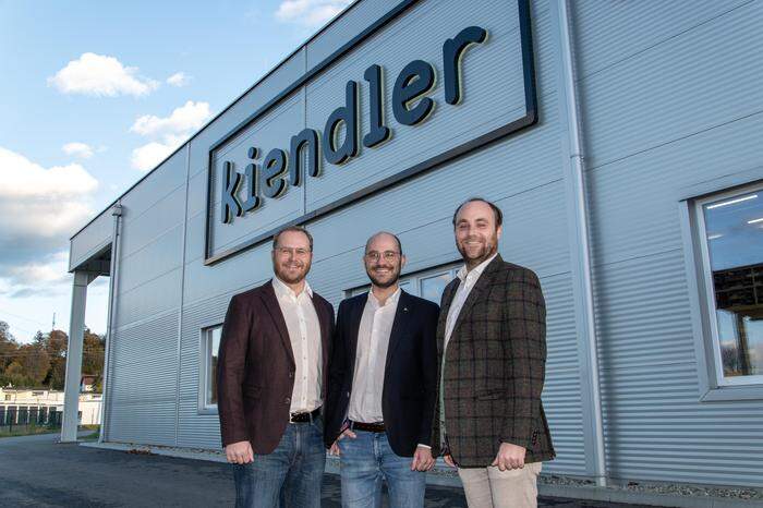 Markus, Ulrich und Paul Kiendler junior führen den Familienbetrieb in zwölfter Generation
