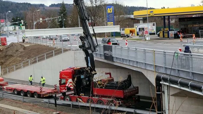 Beide Tragwerke sind wieder befahrbar
