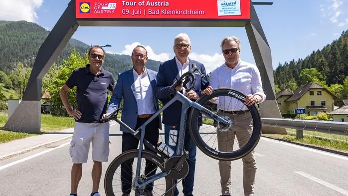 Paco Wrolich, Christian Stattmann, Matthias Krenn und Tour-Direktor Thomas Pupp fiebern dem Start in Bad Kleinkirchheim entgegen