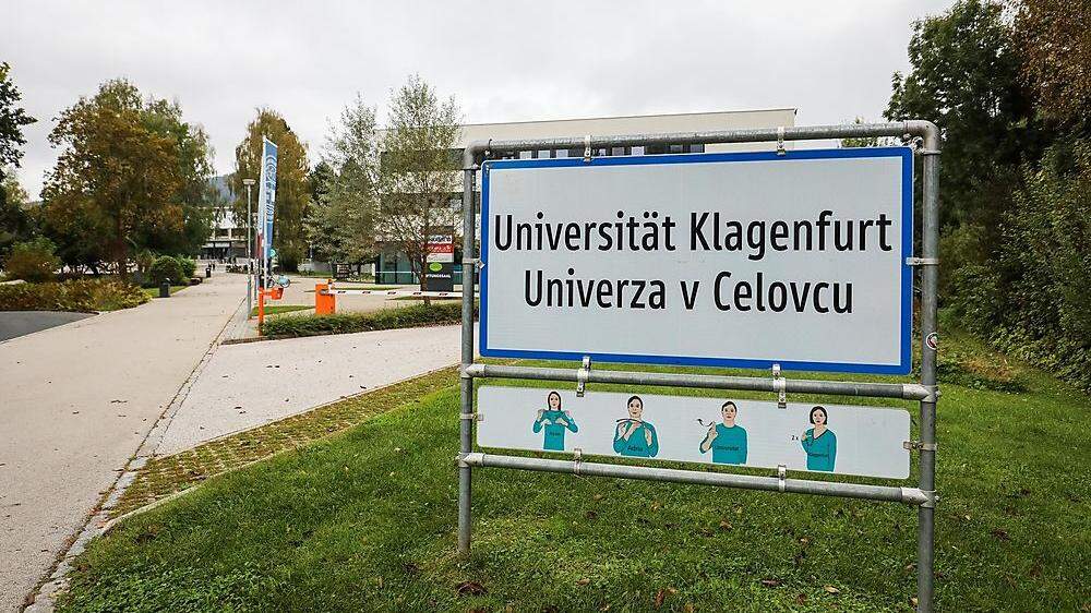 Die Universität Klagenfurt kontaktiert alle, die sich gestern nicht inskribieren konnten