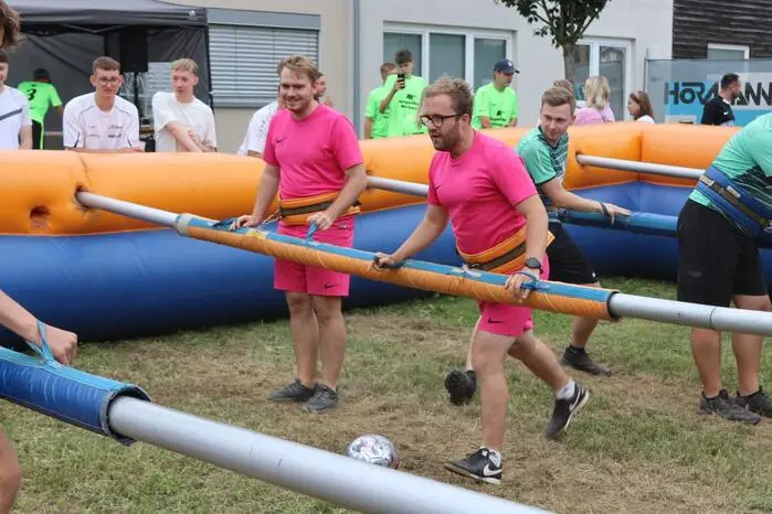 14 Gruppen kämpften in spannenden Spielen um die besten Platzierungen. Im Finale konnte sich heuer „die Birnbambaidla“ gegen „die Stangentänzerinnen“ durchsetzen. 
