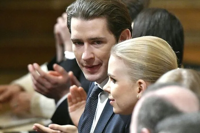 Bundeskanzler Sebastian Kurz (ÖVP) und Freundin Susanne Thier besuchten das Konzert ebenfalls.