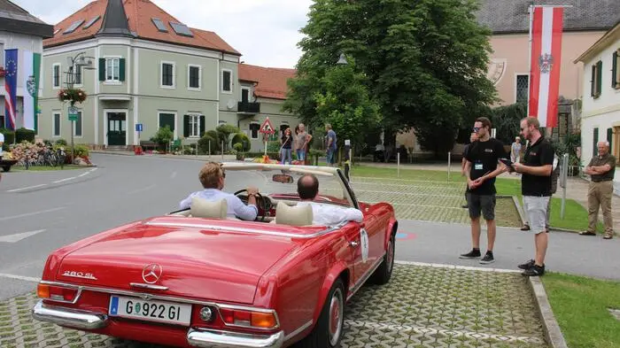 Die 7. Weizer „Oldtimer Genuss Tour“ lockte am Sonntag zahlreiche Oldtimerfans in die Weststeiermark.