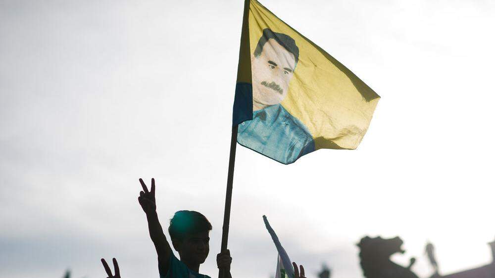 In Deutschland sind &quot;Abdullah Öcalan&quot;-Flaggen verboten. 
