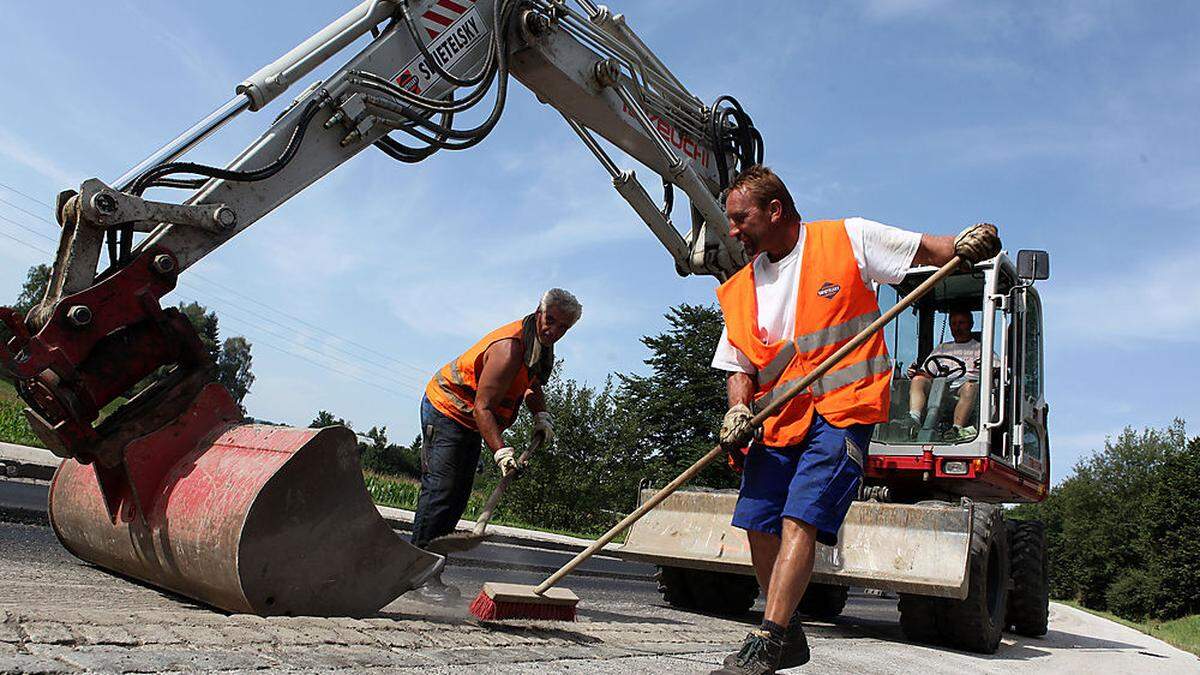 8,3 Millionen Euro werden heuer in den Verbesserung des Straßennetzes in Oberkärnten vom Land Kärnten investiert