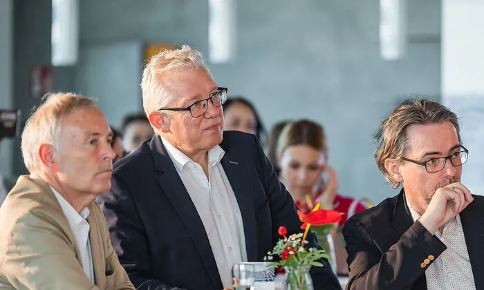 Kleine-Zeitung-Geschäftsführer Thomas Spann konnte bei der Premiere der Primus Business Stage im Skyroom des Styria Media Centers zahlreiche Gäste aus der steirischen Wirtschaft begrüßen