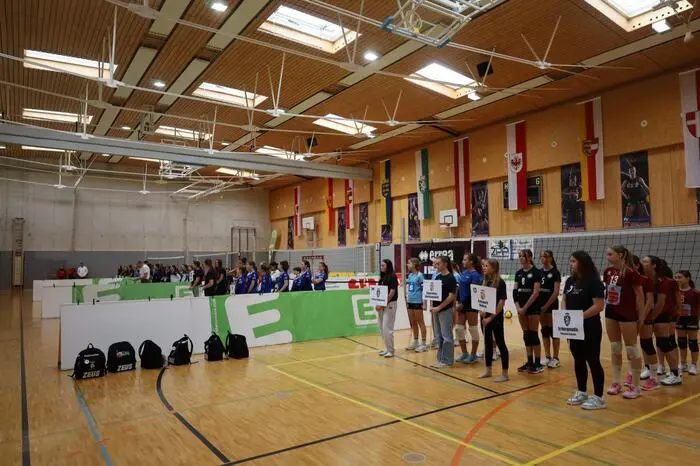 16 Teams aus insgesamt acht Bundesländern traten daher die Reise in die Obersteiermark an und lieferten sich im Supermini-Modus heiß umkämpfte Duelle. 
