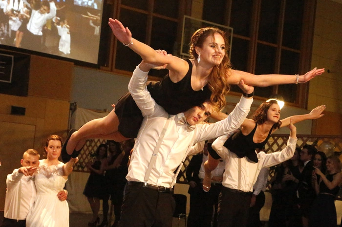 ..der 65 Maturanten des BORG Hartberg in der Stadtwerke-Hartberg-Halle.