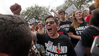 Die jungen und zornigen Überlebenden des Schulmassakers von Florida haben eine Bewegung ins Leben gerufen, welche die Politik unter Druck setzt
