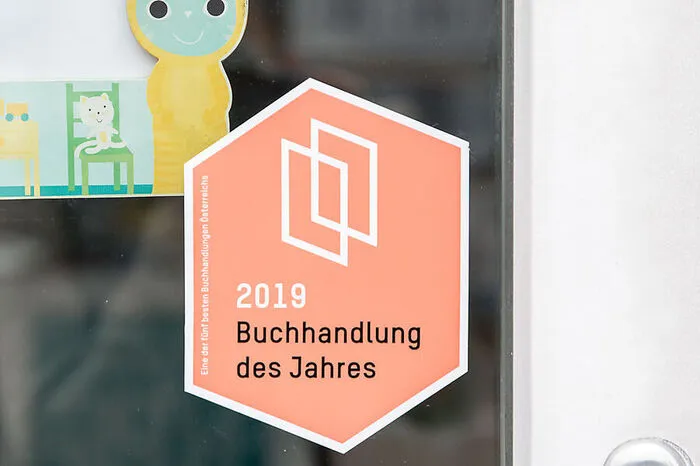 Dafür und für die zahlreichen Veranstaltungen rundherum wurde der Büchersegler auch als "Buchhandlung des Jahres 2019" ausgezeichnet