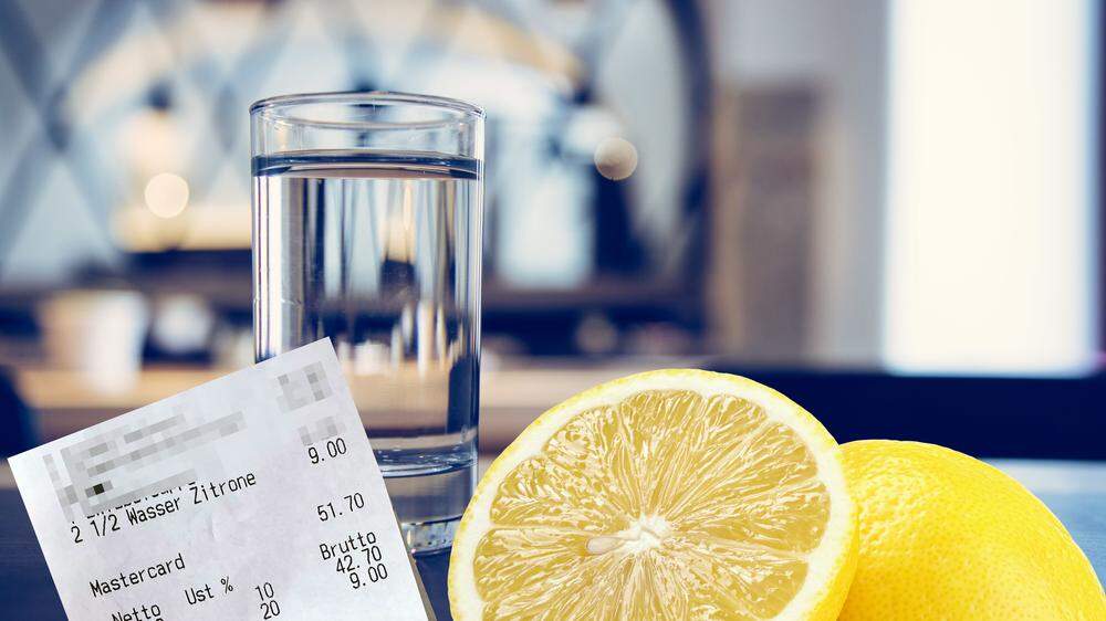 In einem Lokal in Oberkärnten zahlte ein Kärntner neun Euro für einen Liter Leitungswasser mit Zitrone. Darüber wird hitzig diskutiert (Symbolfoto)