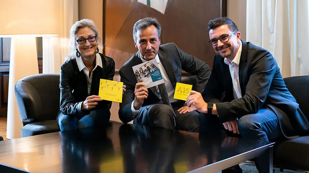 Andrea Keimel, Leiterin der Abteilung für Wirtschafts- und Tourismusentwicklung der Stadt Graz, Bürgermeister und Wirtschaftsreferent Siegfried Nagl und Reinhard Hochegger, neuer Servicekoordinator für heimische Wirtschaftstreibende