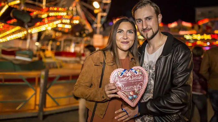 Kathrin Klingspiegel und Marcel Piller sind ausnahmsweise ohne Tracht unterwegs.