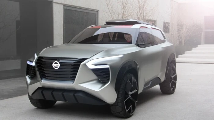 Nissans Studie Xmotion könnte ein Vorgeschmack auf ein kommendes großes SUV sein. Ein langer Radstand und weit außen angeordnete Räder sind Basis für die Entwicklung eines neuen 4+2-Insassen-Konzepts. Sechs individuelle Sitze wurden in drei Reihen nebeneinander angeordnet und bieten genug Platz für beispielsweise jeweils zwei Erwachsene in der ersten und der zweiten Reihe sowie zwei Kinder in Reihe drei.