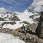 Jedes Jahr werden mehr als 4000 Schafe aus dem Schnalstal in Südtirol zu den Weiden im hinteren Ötztal geführt. Manche Tiere kommen sogar bis zum Tisenjoch, Ötzis Fundstelle 
