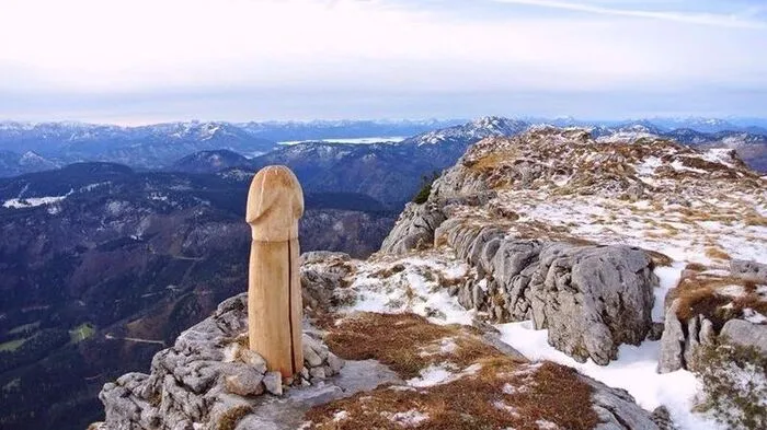 Aufregung um Holz-Penis am Weg zum Ötscher