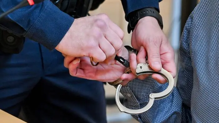 Die Justiz wird den Angeklagten nicht so schnell wieder freilassen