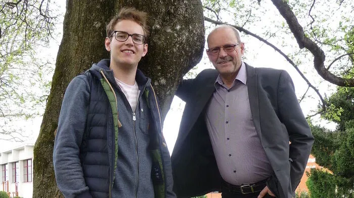 Zwei Generationen Musiker, die sich durch außergewöhnliches Engagement auszeichnen: Paul Maier (18) und Oskar Lenz (62)