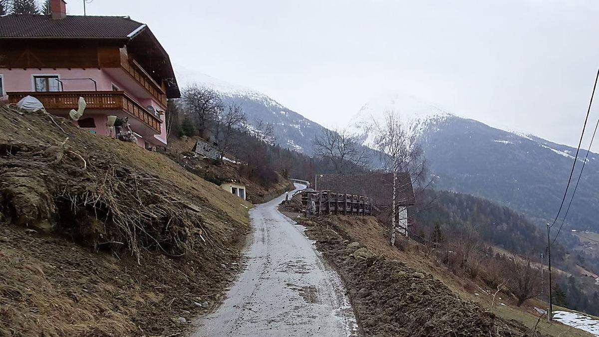 Die gröbsten Schäden, welche mehrere Erdrutsche auf dem Grafenberg angerichtet hatten, wurden beseitigt