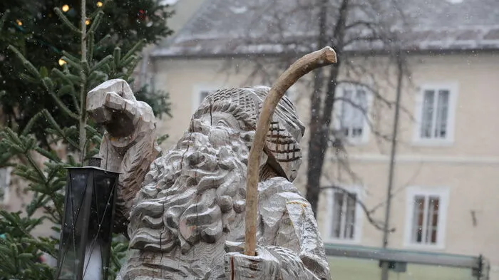 Des einen Freud, des anderen Leid: Der erste Schnee des Winters ist da und Kärnten hüllt sich in sein weißes Kleid.