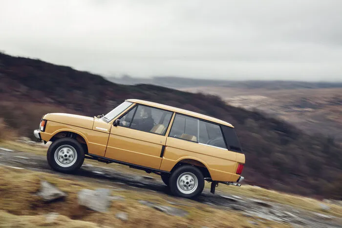Mit dem Reborn-Programm auch für den Range Rover Classic knüpft Jaguar Land Rover Classic an die 2016 gestarteten Werksrestaurierungen für die Serie-I-Modelle des Land Rovers an.