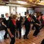 Beim Seniorenball der Ortsgruppe Straden präsentierte die Line-Dance-Gruppe ihr Können