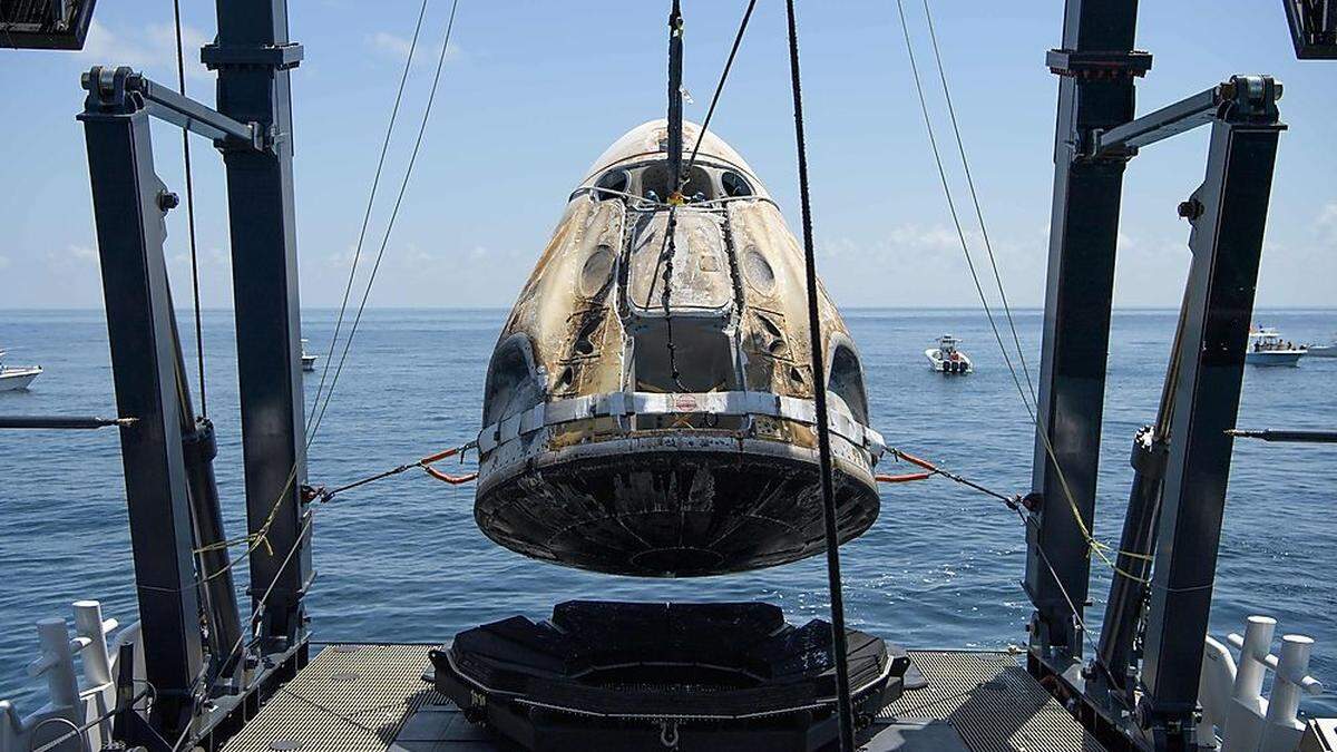 Die Kommandokapsel &quot;Endeavour&quot; nach ihrer Landung