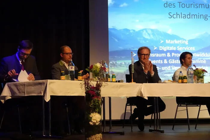 Der Vorstand des TVB: Finanzreferent Gerhard Höflehner, Geschäftsführer Mathias Schattleitner, Vorstandsvorsitzender Andreas Keinprecht und sein Stellvertreter Franz Eisl
