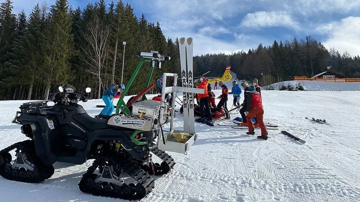 Die Bergrettung half beim Abtransport