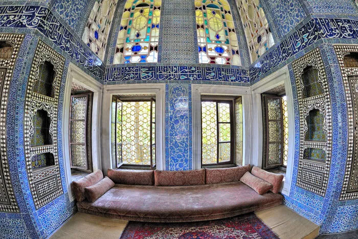 Der Topkapi-Palast ist Pflicht bei einem Besuch in der türkischen Metropole - ein halber Tag ist allerdings mindestens einzuplanen, wer alles sehen will.