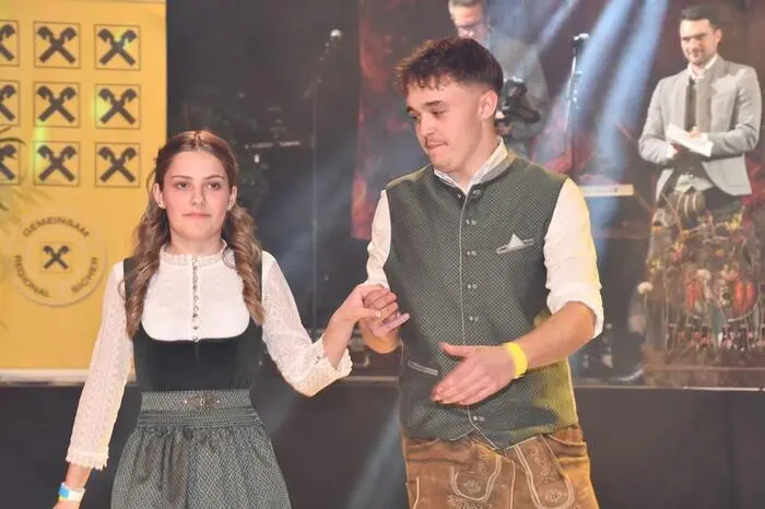 Klicken Sie sich durch de weiteren Bilder!
