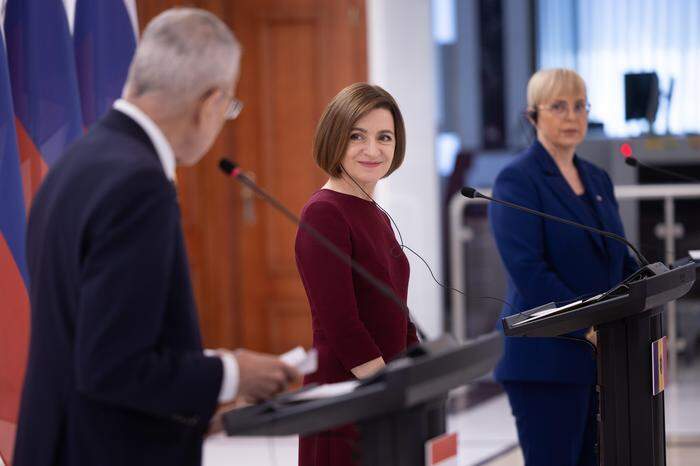 Bundespräsident Alexander Van der Bellen, die moldauische Präsidentin Maia Sandu und die slowenische Amtskollegin Nataša Pirc Musar in Chisinau