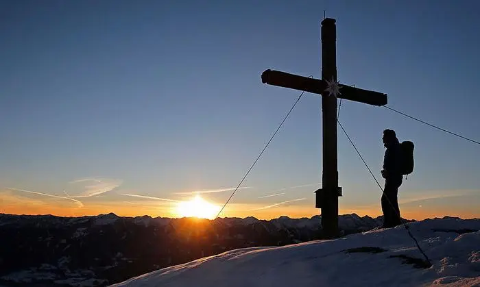 Das Gipfelkreuz auf dem Stoderzinken