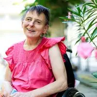 In ihrem Buch will Bettina Platzer über ihr Leben mit Behinderung erzählen