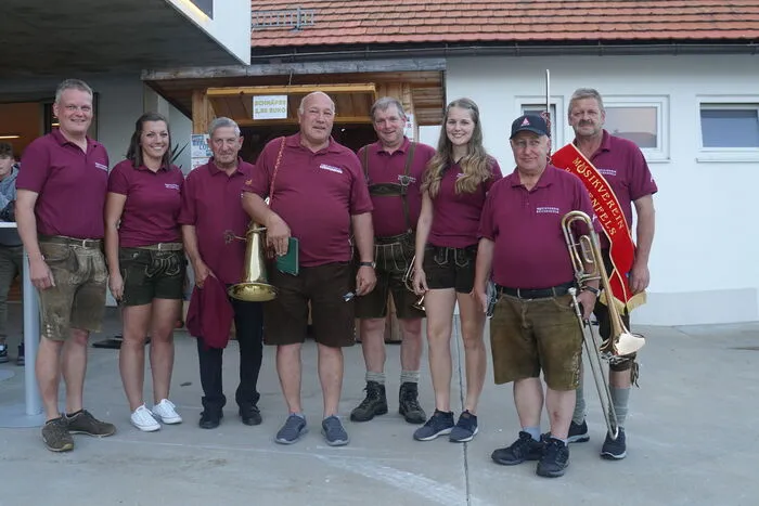 Das Team des Musikvereins mit Roland Sattler (Obmann), Simone Koller, Herbert Pfannberger, Franz Scharf, Johann und Verena Fellner, Franz Buchsbaum und Walter Sattler