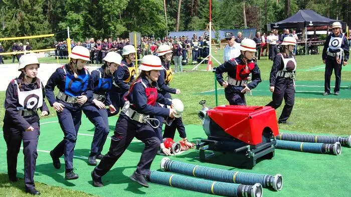 In St. Stefan ob Leoben stand der Samstag ganz im Zeichen der Feuerwehren. Die FF St. Stefan feierte 150-jähriges Bestehen und die Bereichsleistungsbewerbe von Leoben und Bruck gingen über die Bühne.